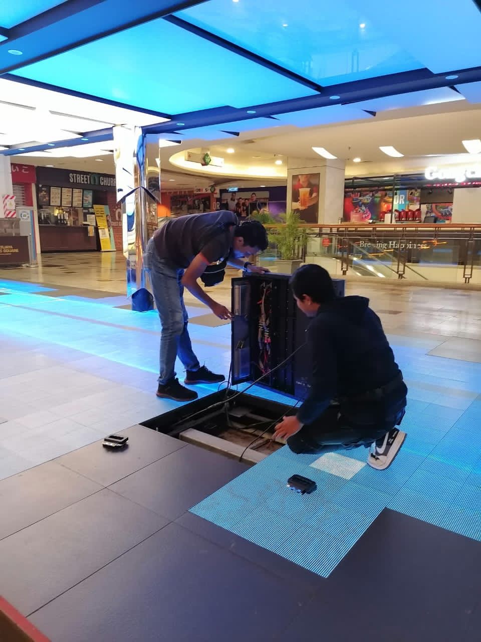 Interactive LED floor detail